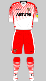 stevenage fc 2018-19 1st kit